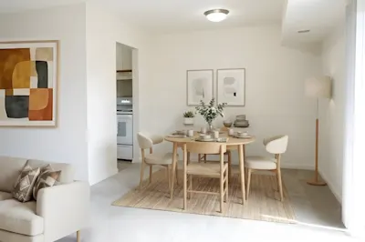 Huron - 1 Bed 1 Bath - Dining Room