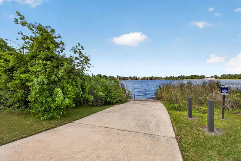 Harbor-beach-orlando-boat-launch