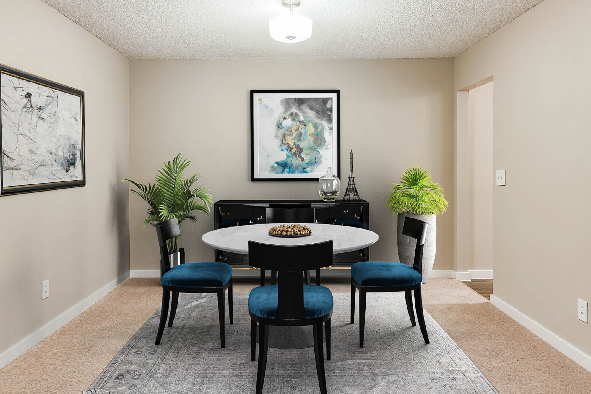 Falcon - 1 Bed 1 Bath - Dining Room