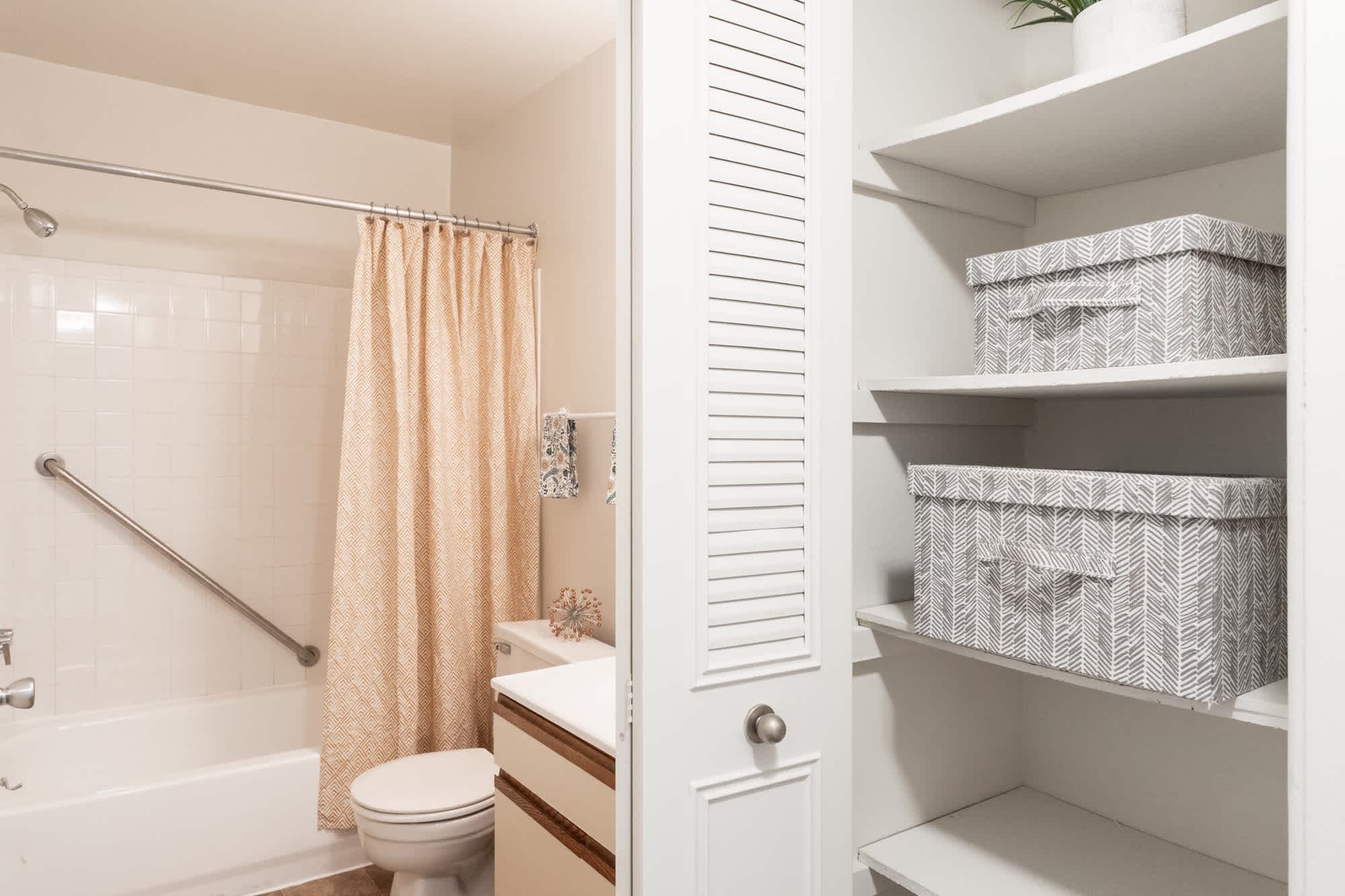 The Brantley - 1 Bed 1 Bath - Linen Closet