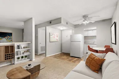 Corrine - Studio - Dining and Living Area