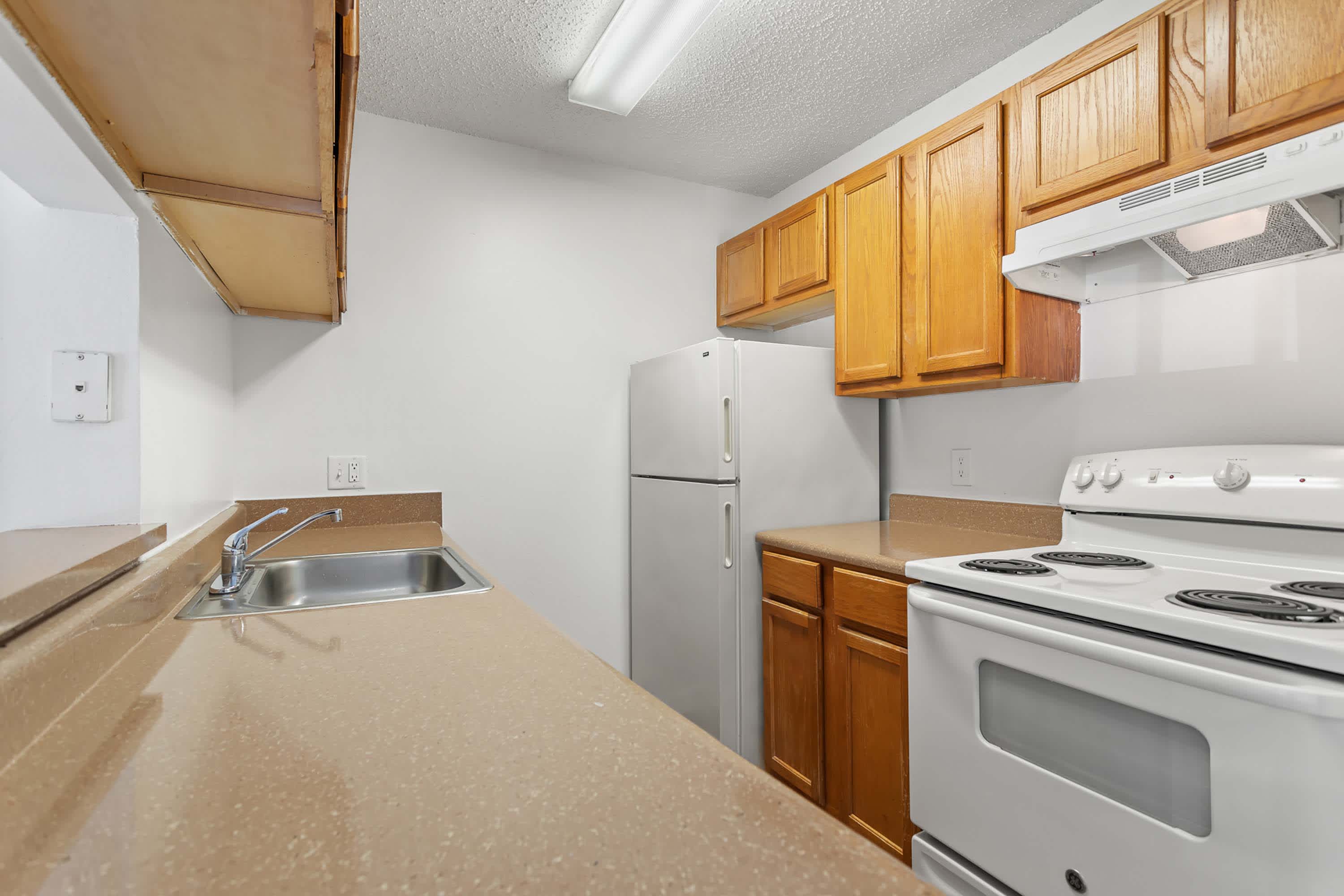 George - 2 Bed 2 Bath - Kitchen