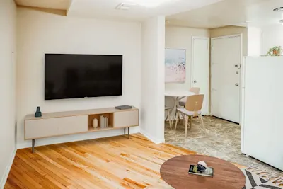 The Burlington - 1 Bed 1 Bath - Living and Dining Area