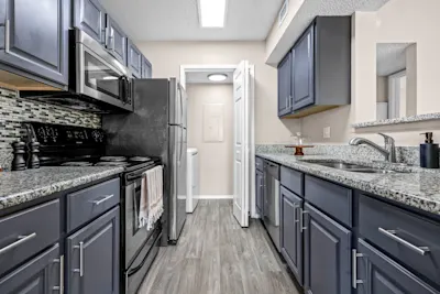 Adler - 2 Bed 2 Bath - Kitchen