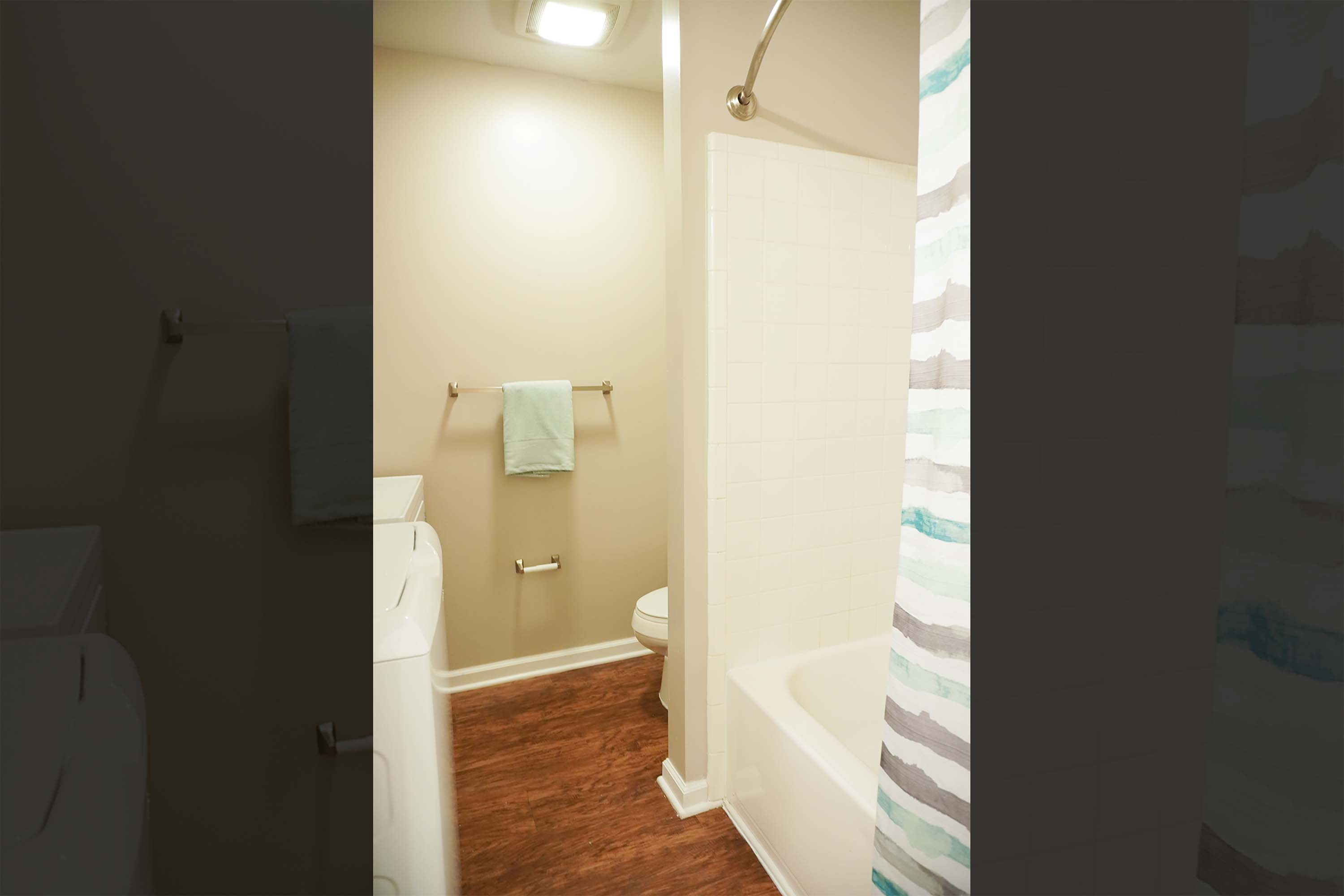 Floorplan The Poplar for Glencoe Oaks apartments in Ann Arbor