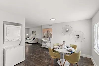 Onyx - 2 Bed 2 Bath - In-Unit Laundry