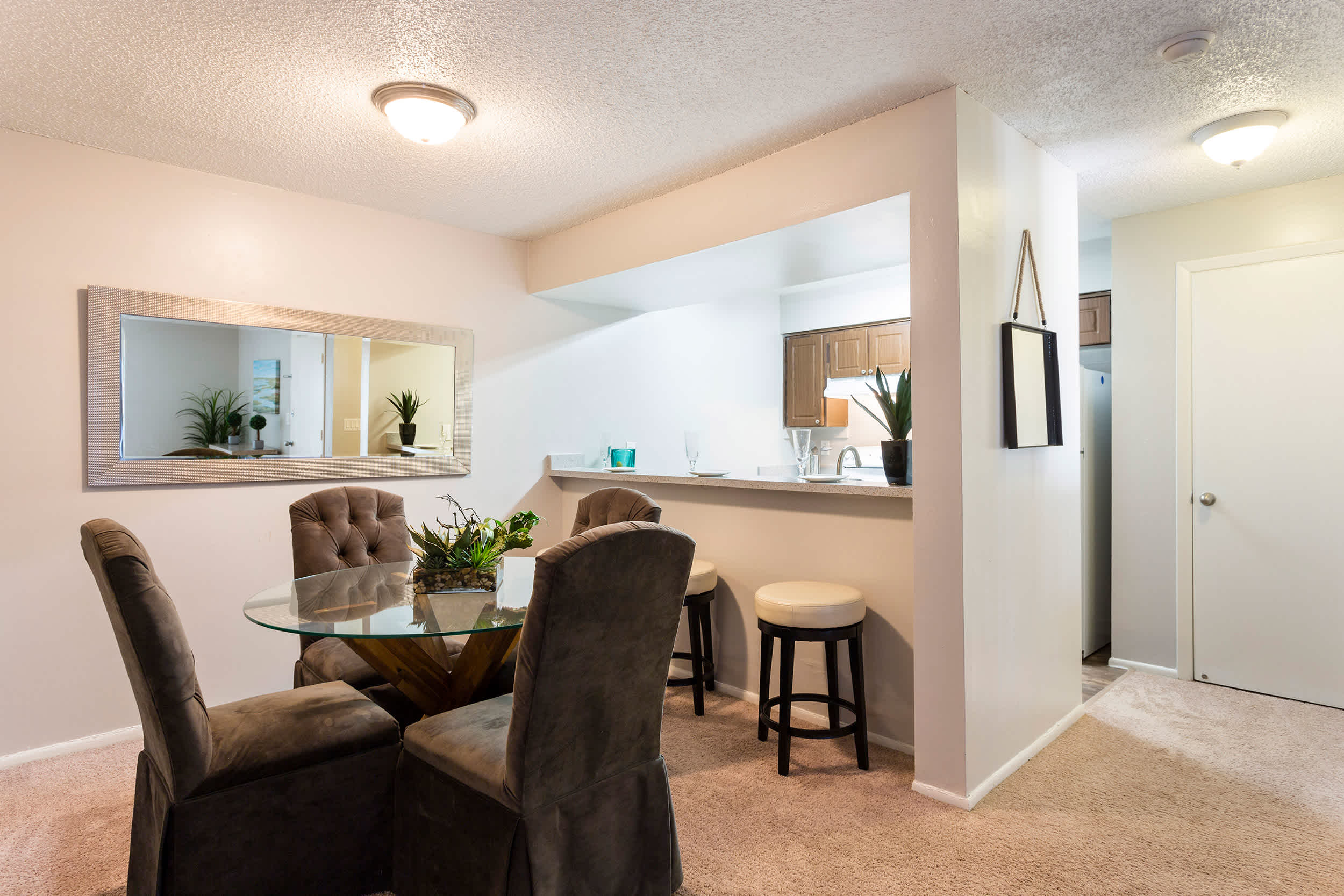 Millenia - 2 Bed 1.5 Bath - Dining