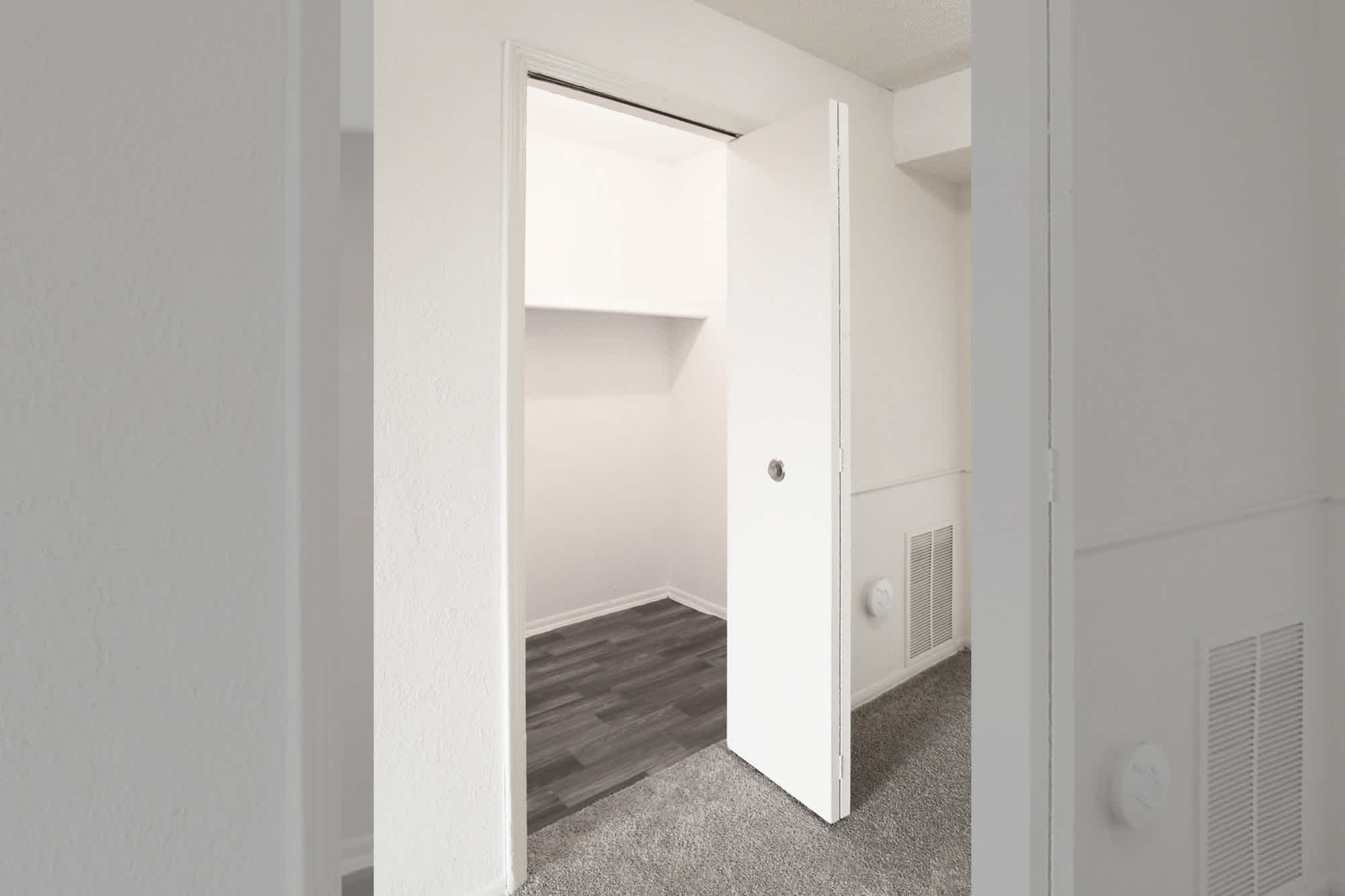 Briarwood - 3 Bed 1.5 Bath - Storage Closet