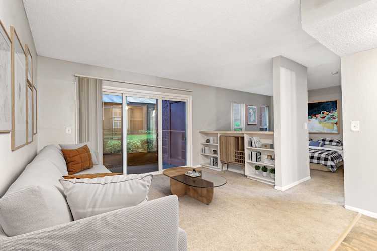 Media Gallery for Azure Winter Park apartments in Winter Park, Florida