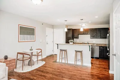 The Poplar - 2 Bed 2 Bath - Dining Area