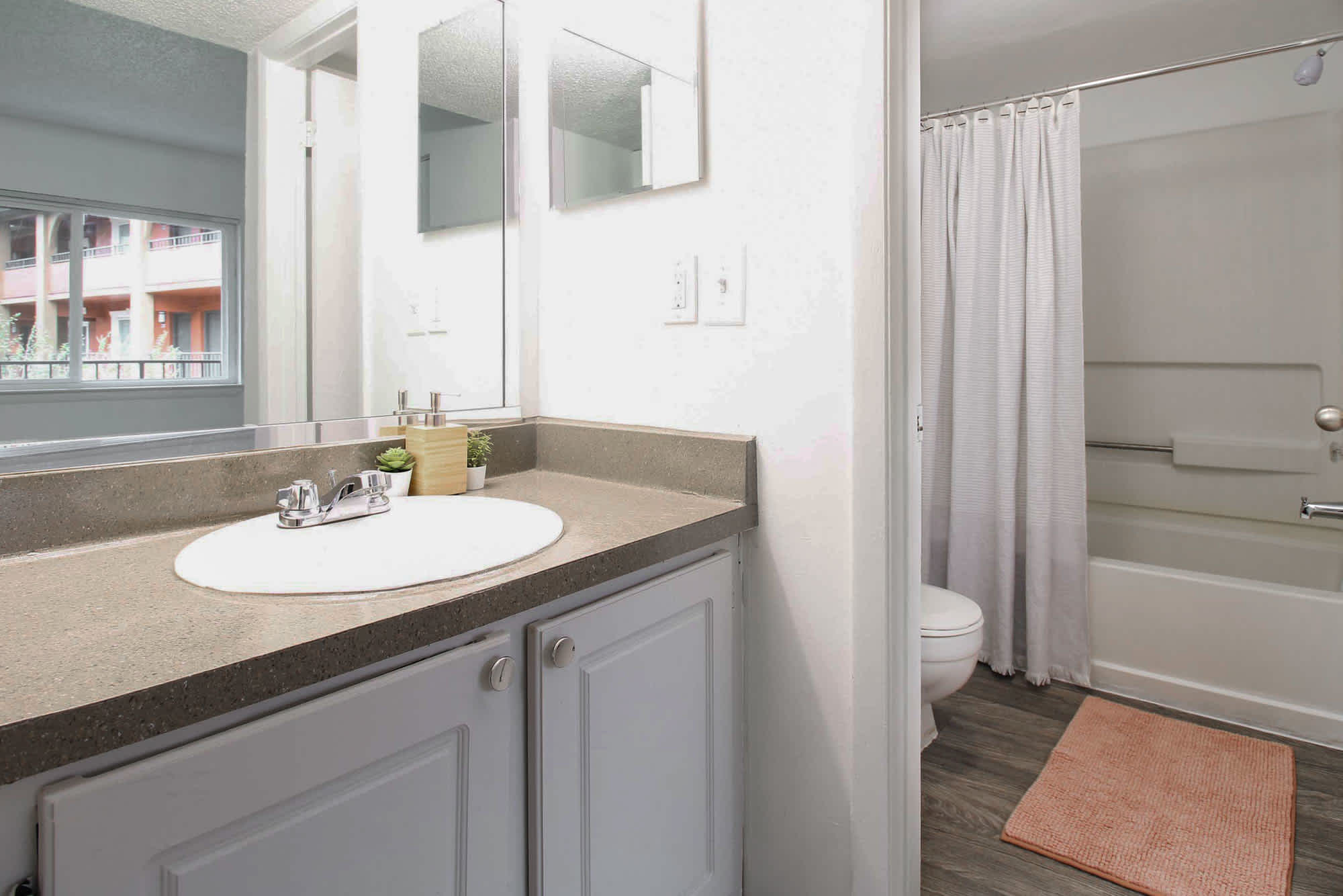 Discovery - 2 Bed 2 Bath - Primary Bathroom