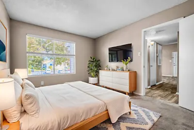 Hudson - 2 Bed 1 Bath - Primary Bedroom