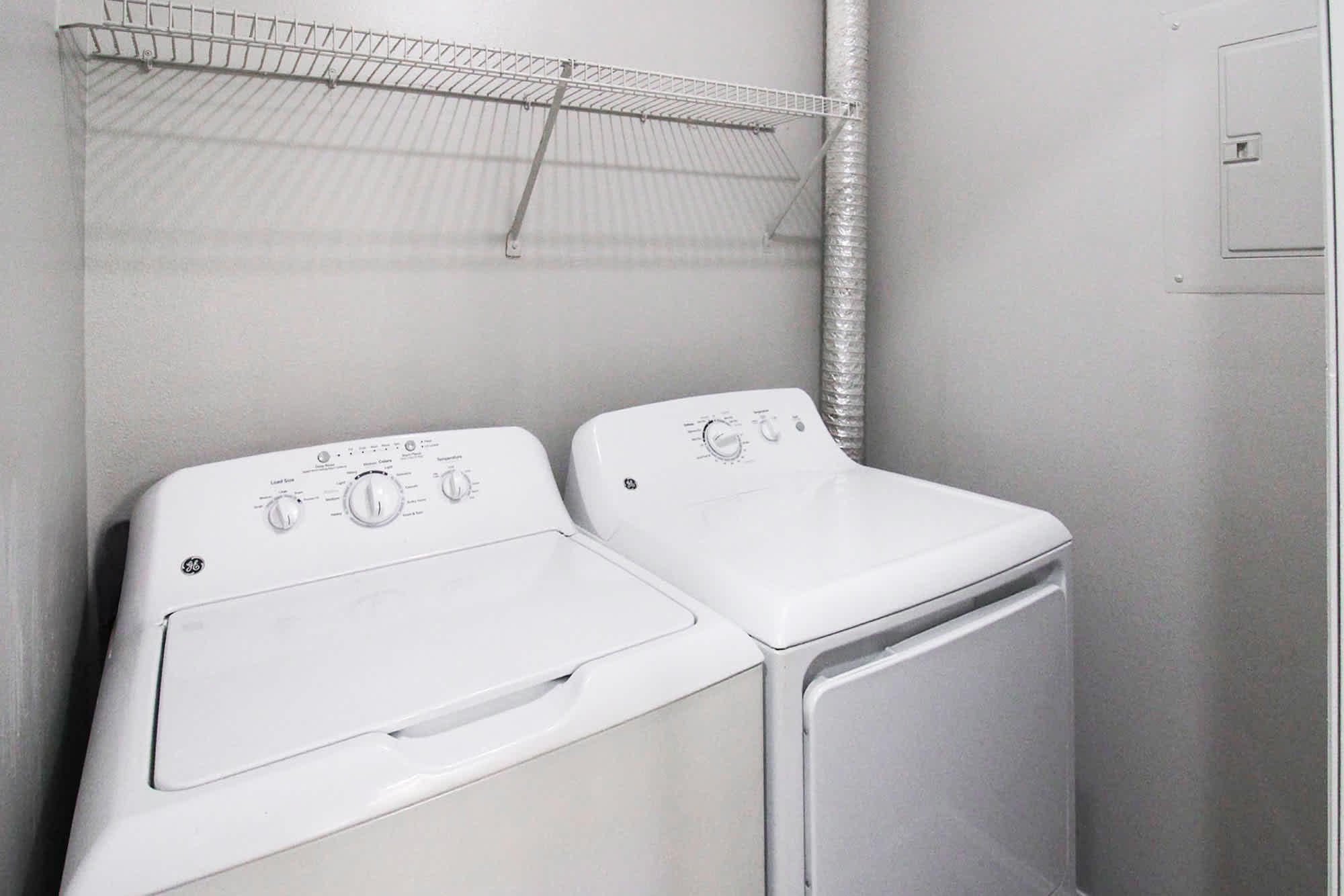The Gatlin - 3 Bed 2 Bath - Laundry