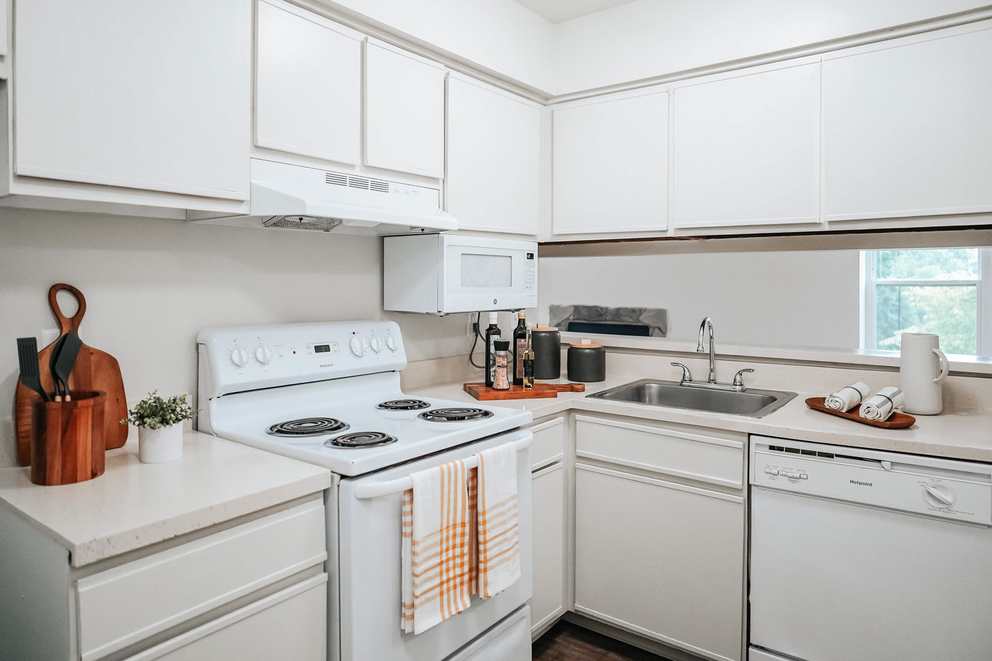 The Felix - 3 Bed 2 Bath - Kitchen