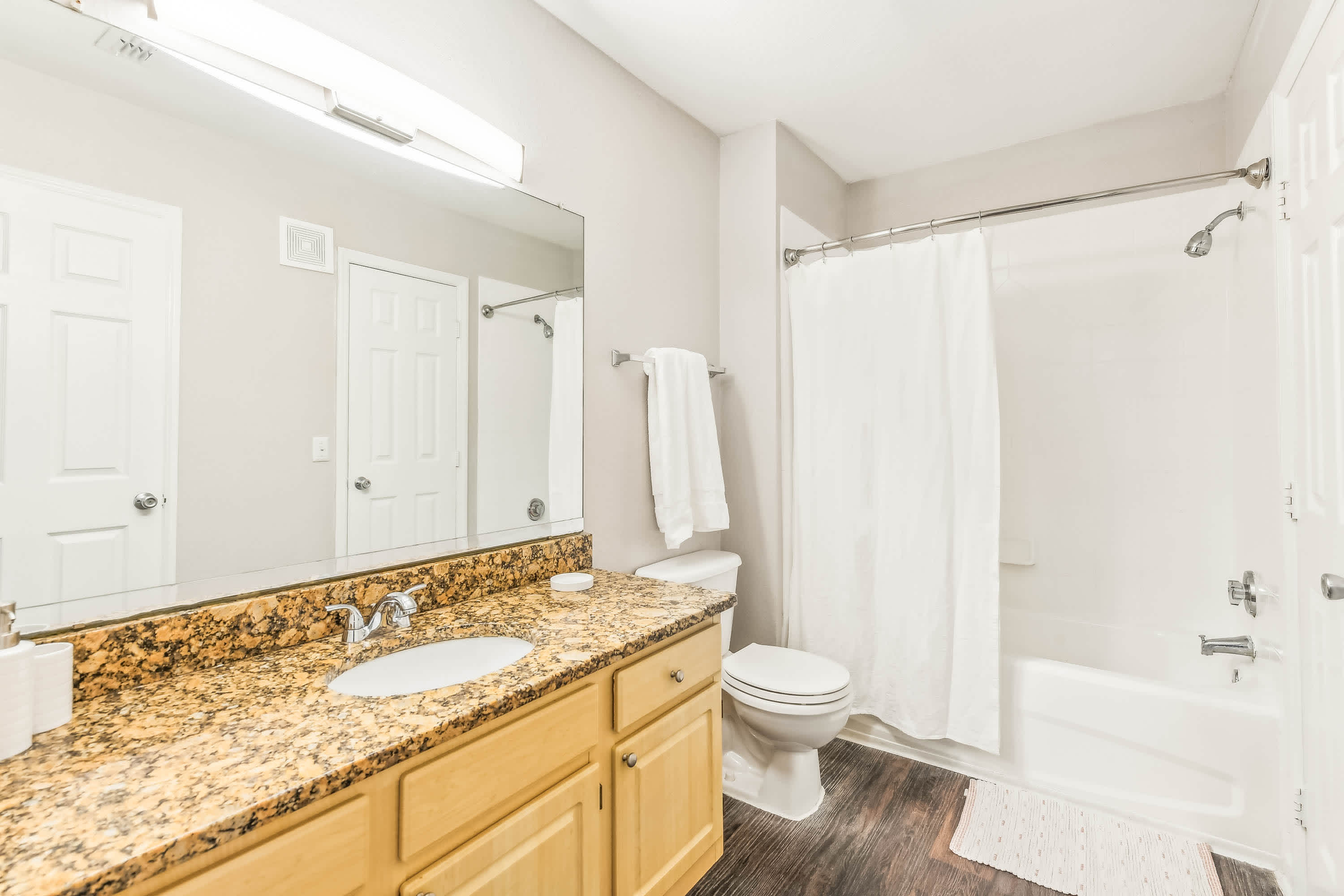 Selva - 1 Bedroom 1 Bathroom - Bathroom
