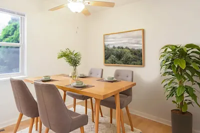 The Sycamore - 1 Bed 1 Bath - Dining Room