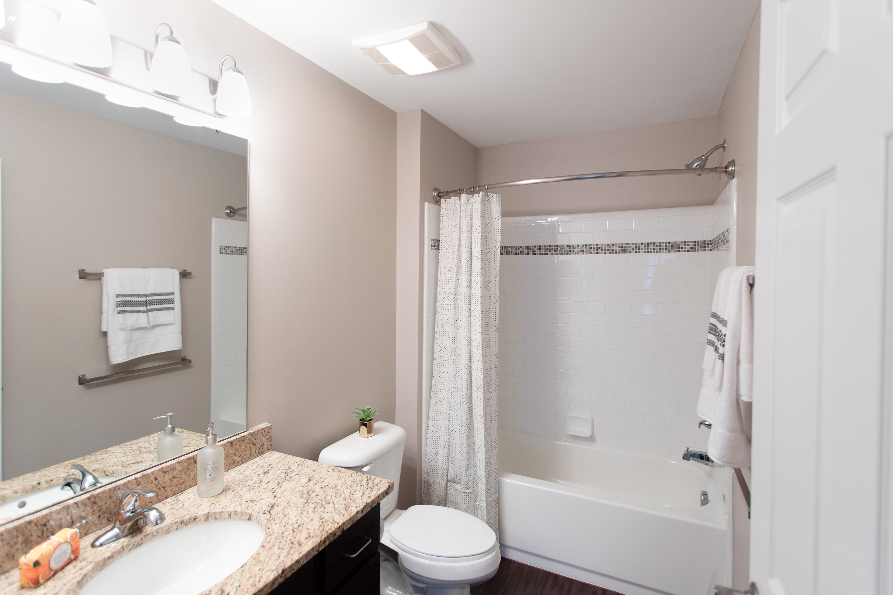 Miller - 2 Bed 2 Bath - Primary Bathroom