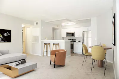 Monte Capello - 3 Bed 2 Bath - Living Room