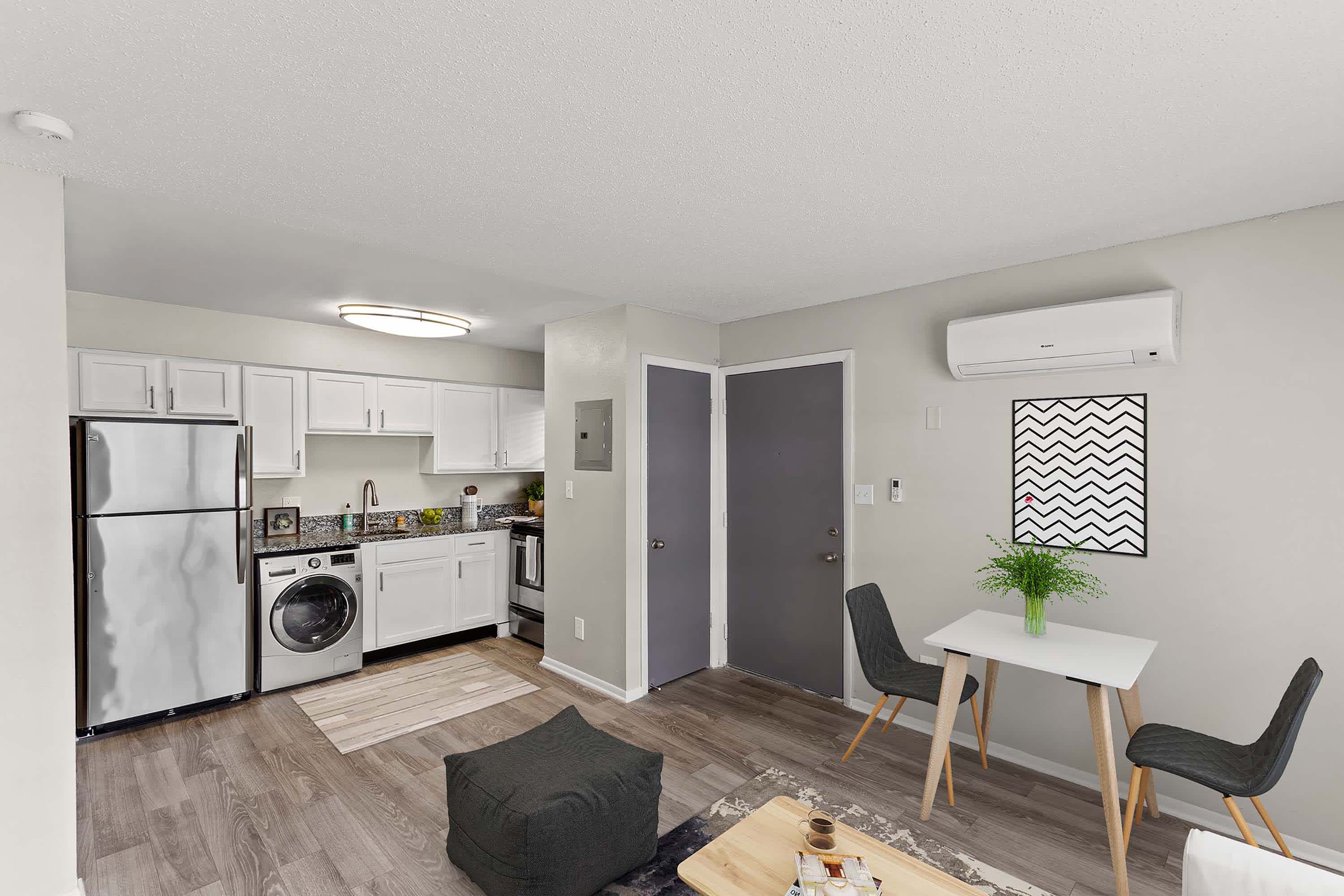 Thorton - 1 Bed 1 Bath - Kitchen