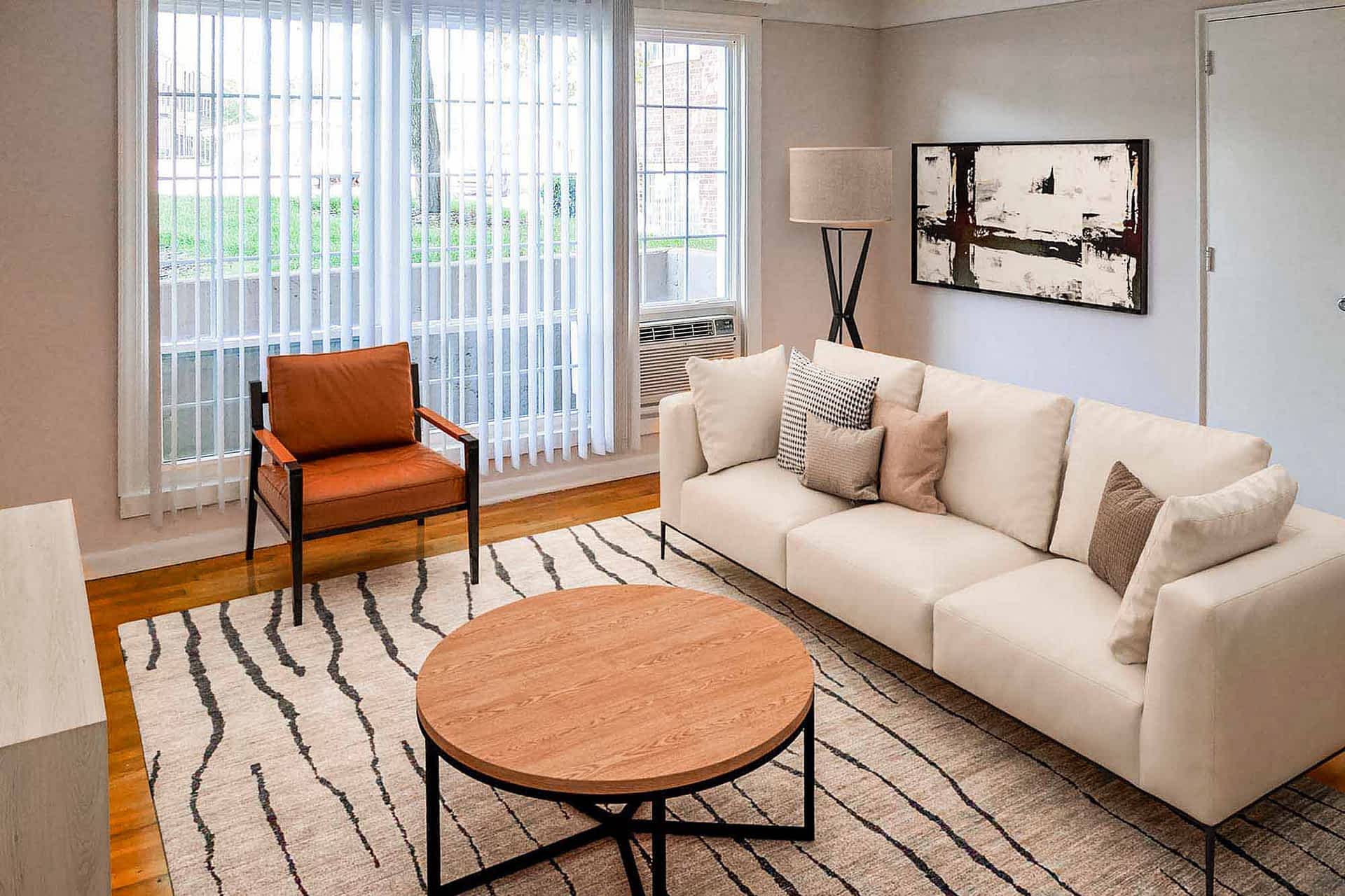 The Kent - 1 Bed 1 Bath - Living Room