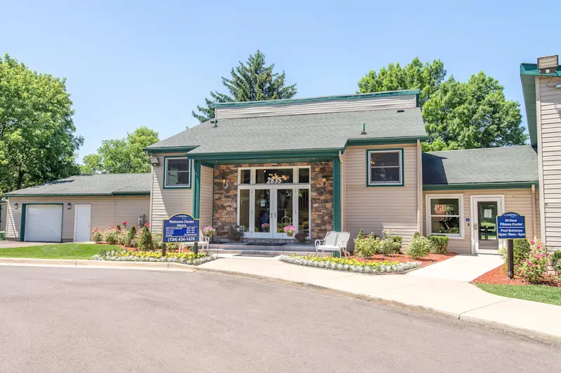 Leasing Office