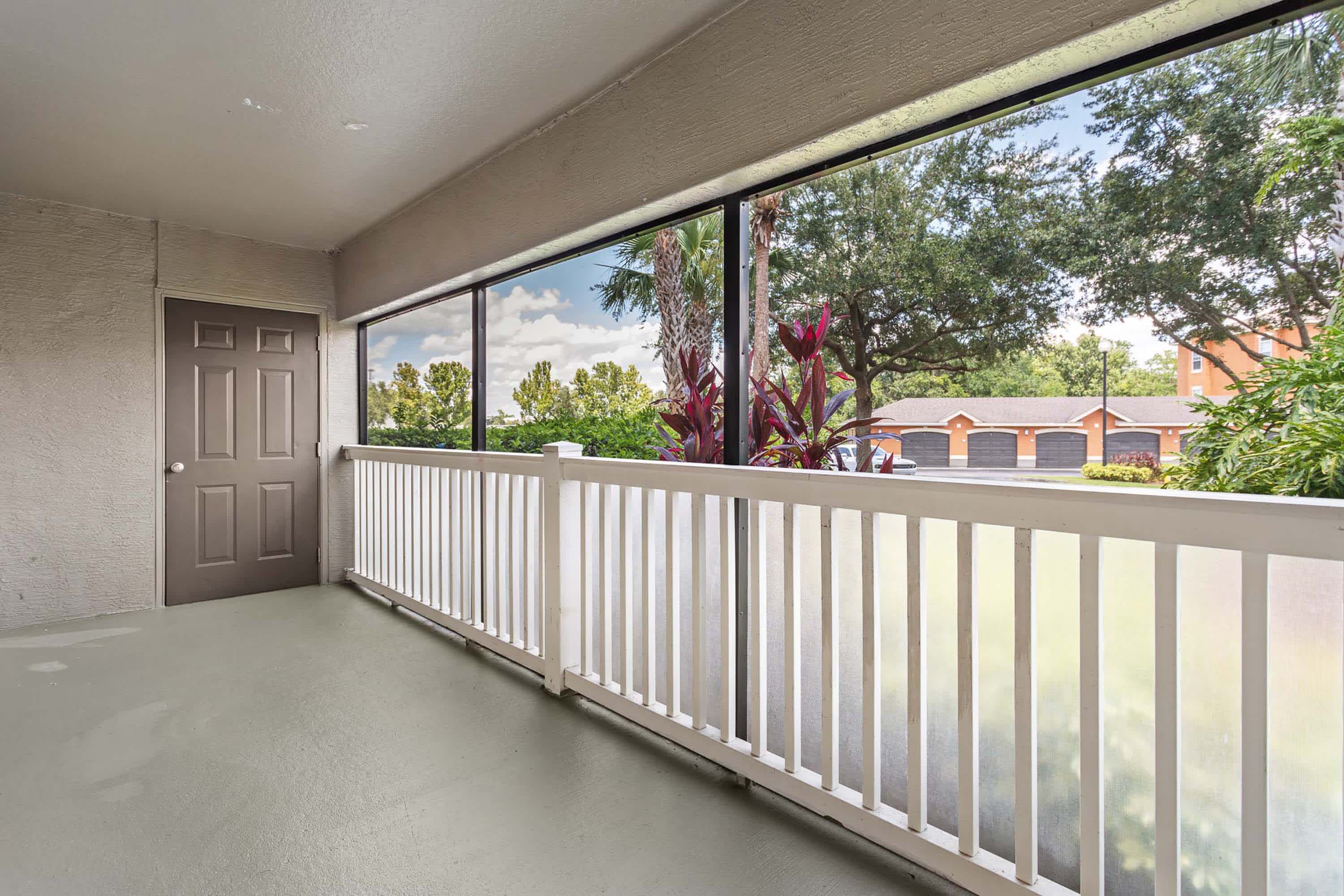 Oca - 2 Bed 2 Bath - Patio