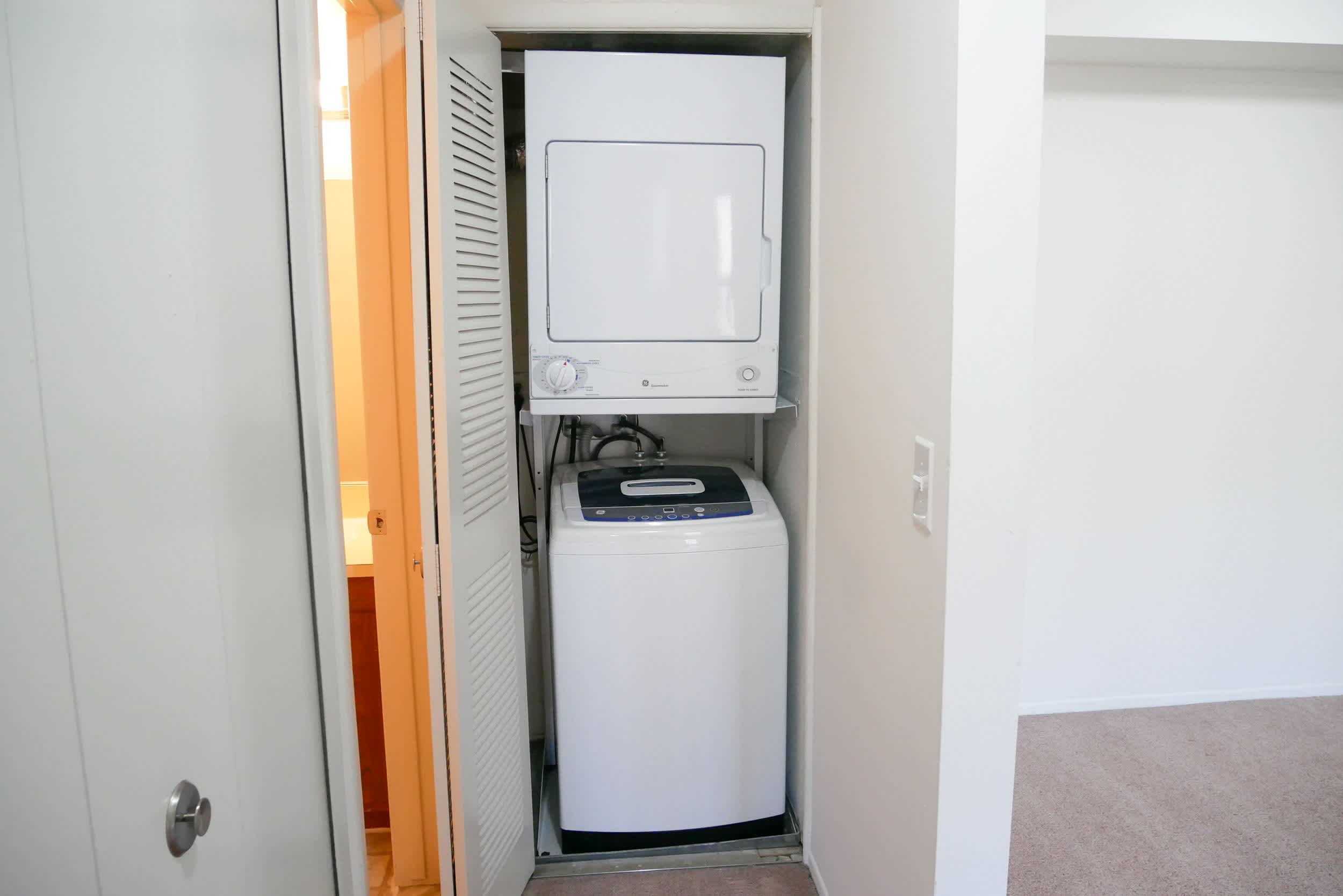In-unit Washer & Dryer