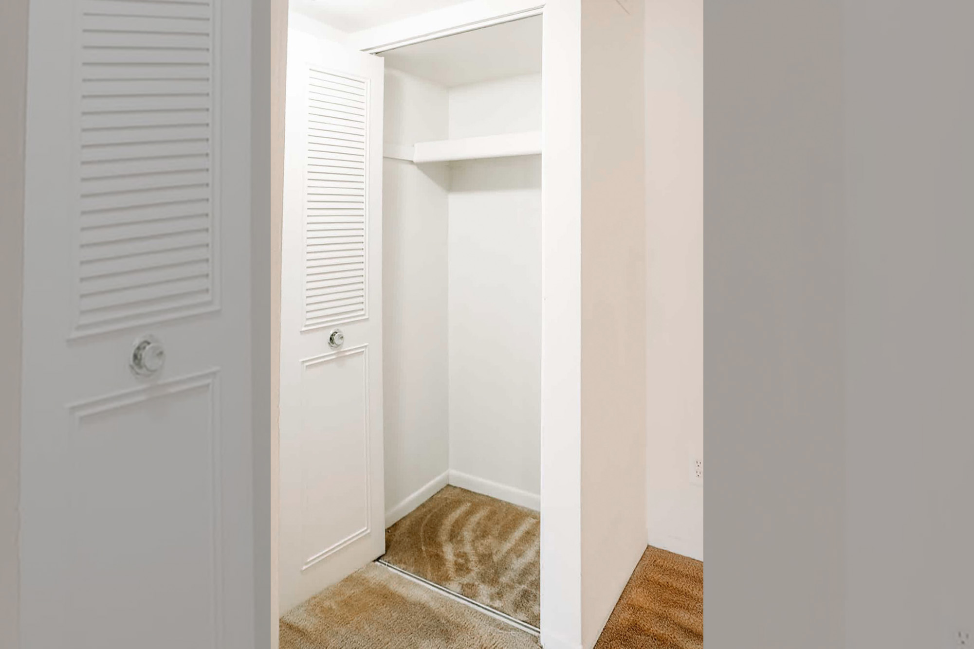 The Willow - 2 Bed 1 Bath - Storage Closet