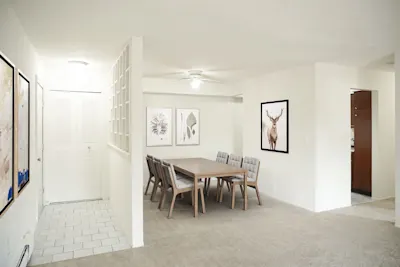 The Duckworth - 1 Bed 1 Bath - Dining Room