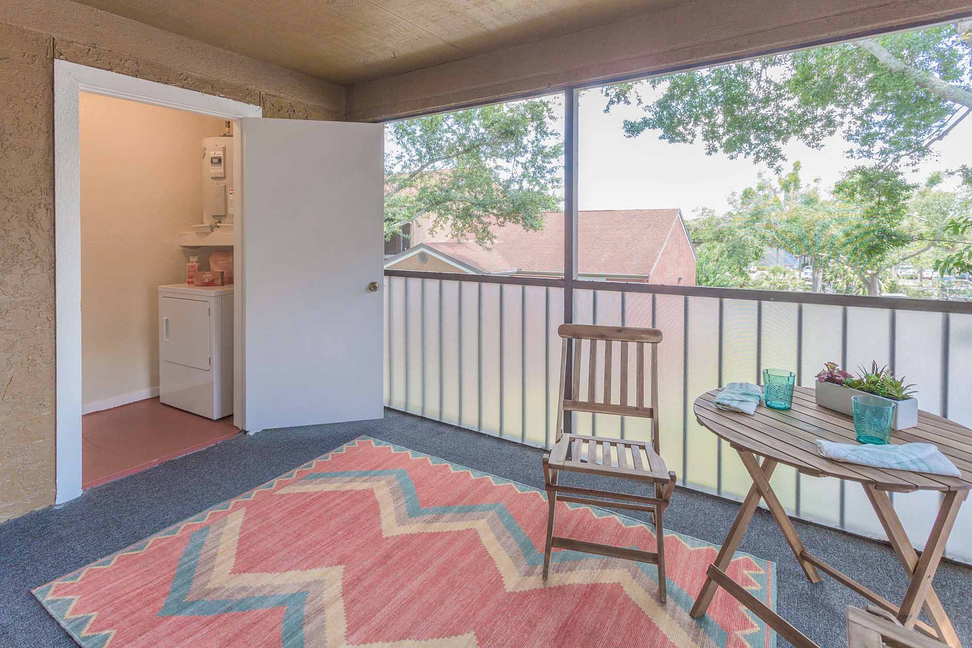 Tangelo - 1 Bed 1 Bath - Patio