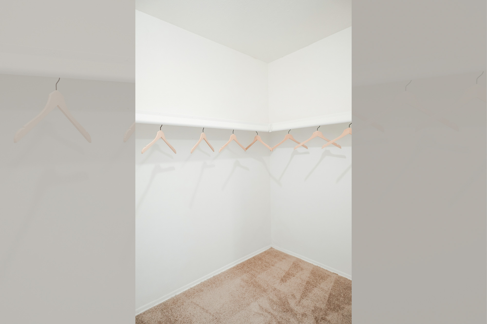 Dartmoor - 1 Bed 1 Bath - Walk-In Closet