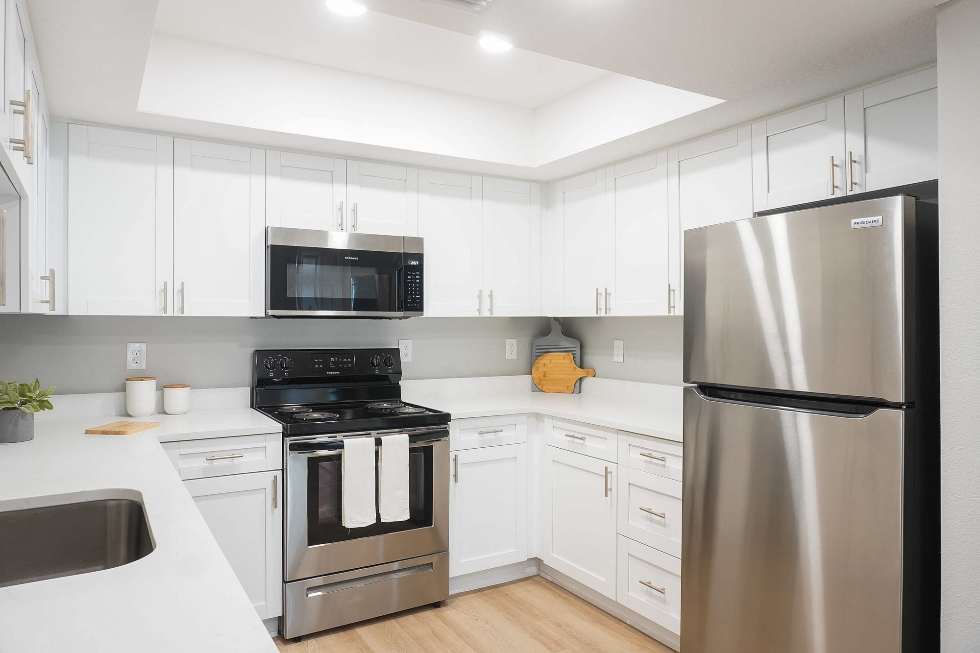 Central+ - 3 Bed 2 Bath - Kitchen