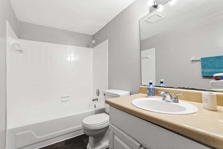 Media Gallery for Azure Winter Park apartments in Winter Park, Florida
