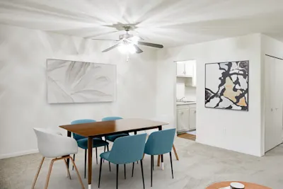 The Wolfgang - 1 Bed 1 Bath - Dining Room