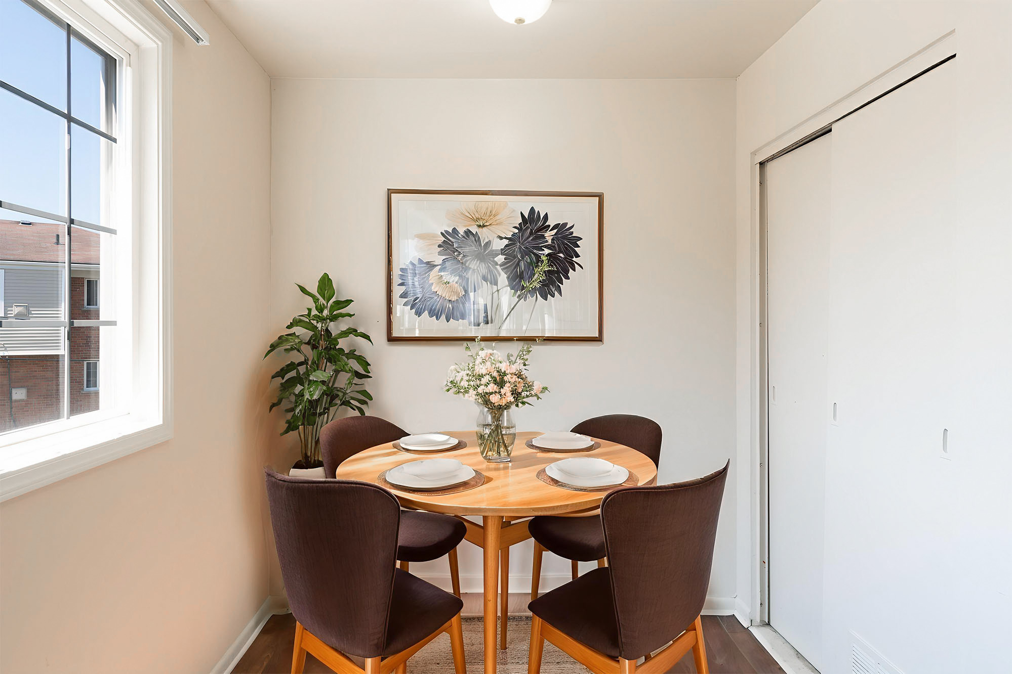 The Adam - 2 Bed 1 Bath - Dining Room