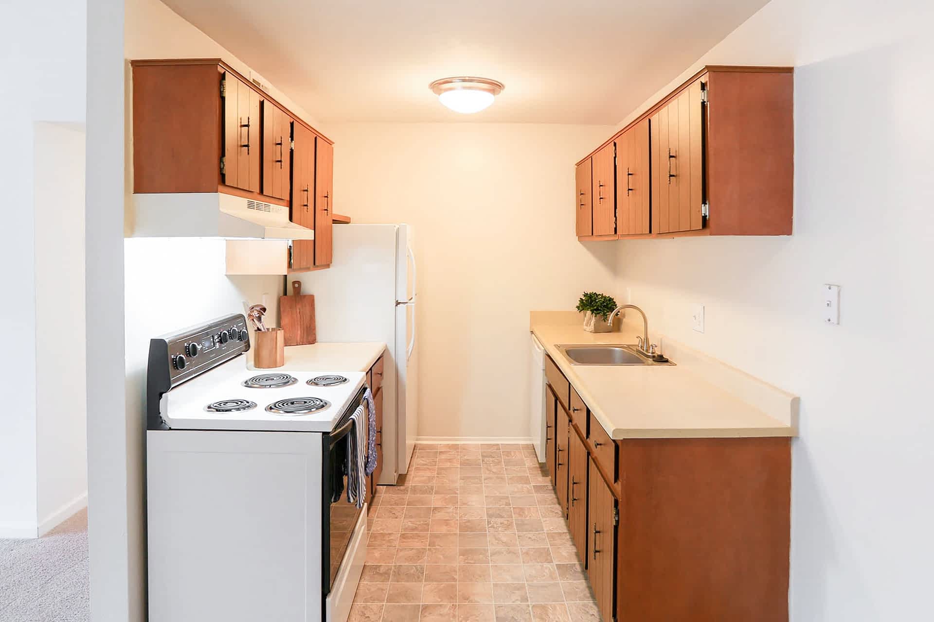 Brimley - 2 Bedroom 1 Bathroom - Kitchen (Brown Cabinets)