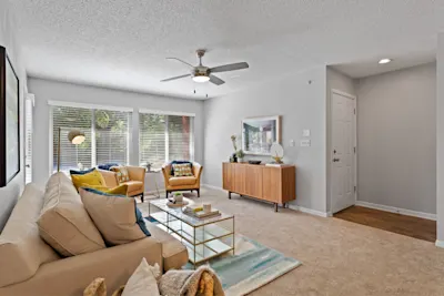 The Primitivo - 1 Bed 1 Bath - Living Area