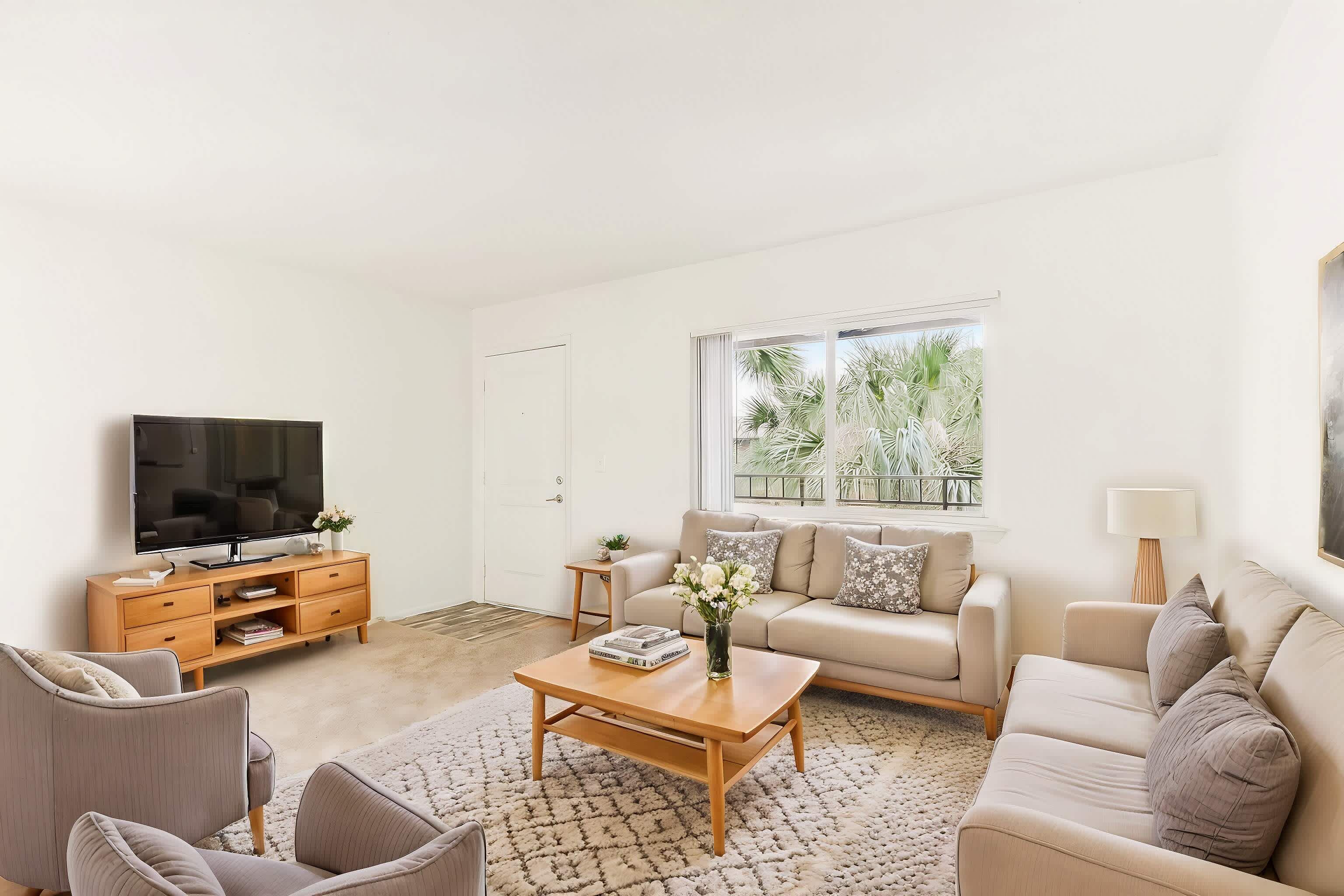 Monterey Lake Apartments in Orlando