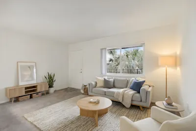 Aqua - 1 Bedroom 1 Bathroom - Living Room