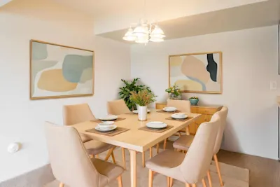 Bay City - 2 Bed 1 Bath - Dining Room