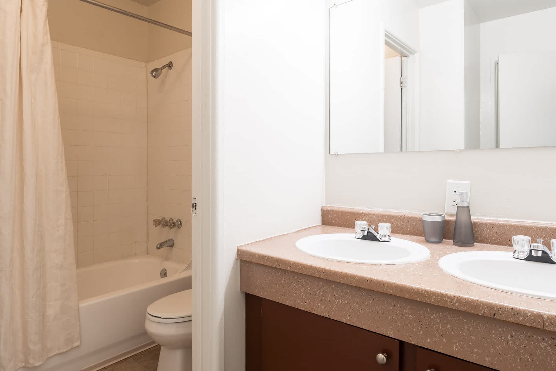 The Archibald - 2 Bed 1 Bath - Bathroom