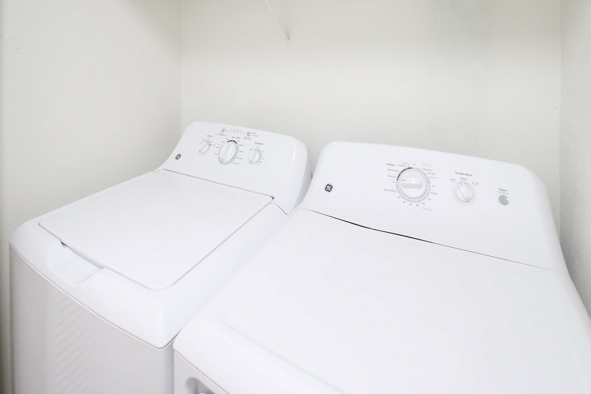 The Anderson - 2 Bed 2 Bath - In-Unit Laundry