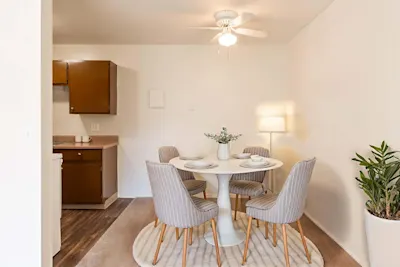 The Archibald - 2 Bed 1 Bath - Dining Room