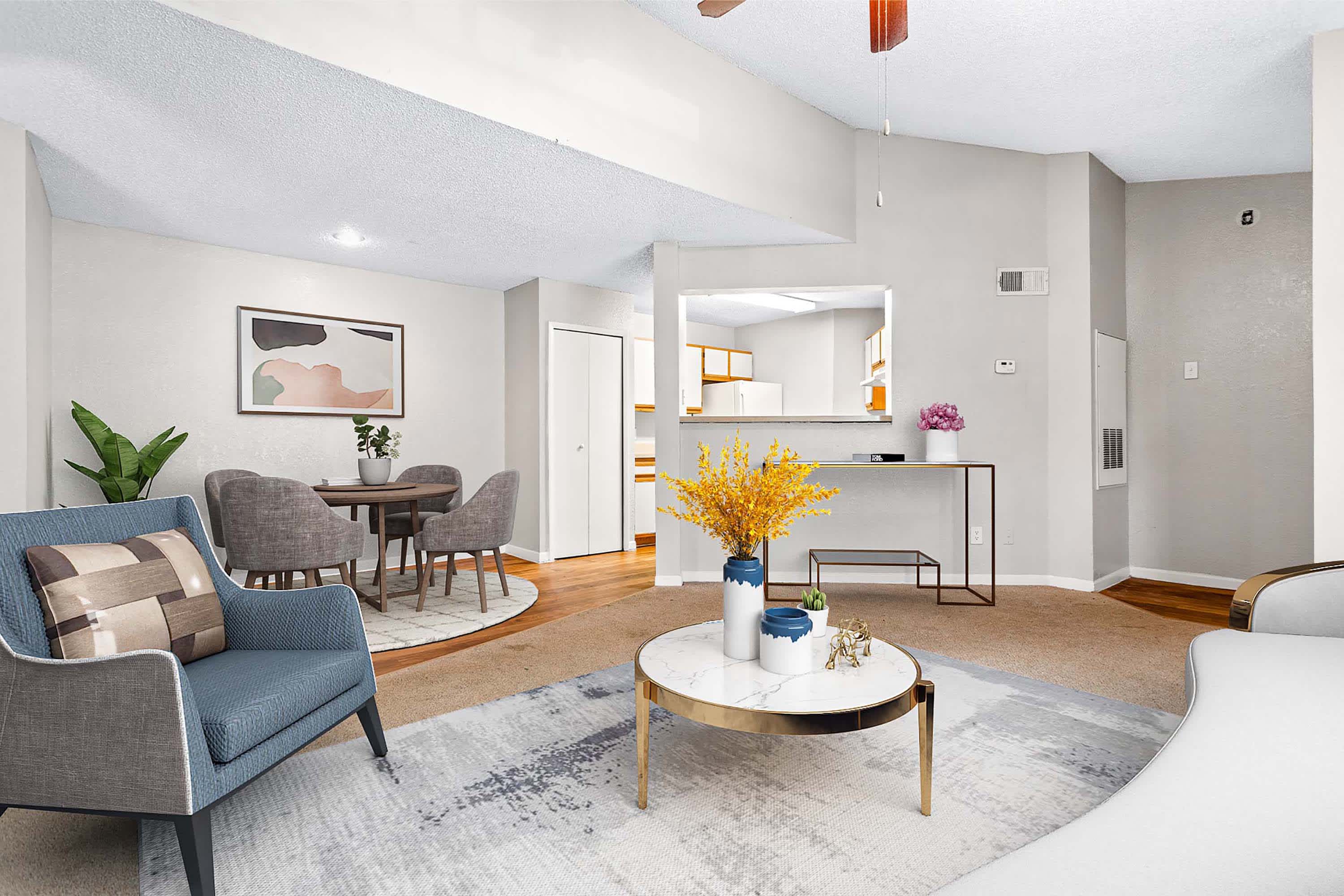 Ambersweet - 2 Bed 2 Bath - Dining Room