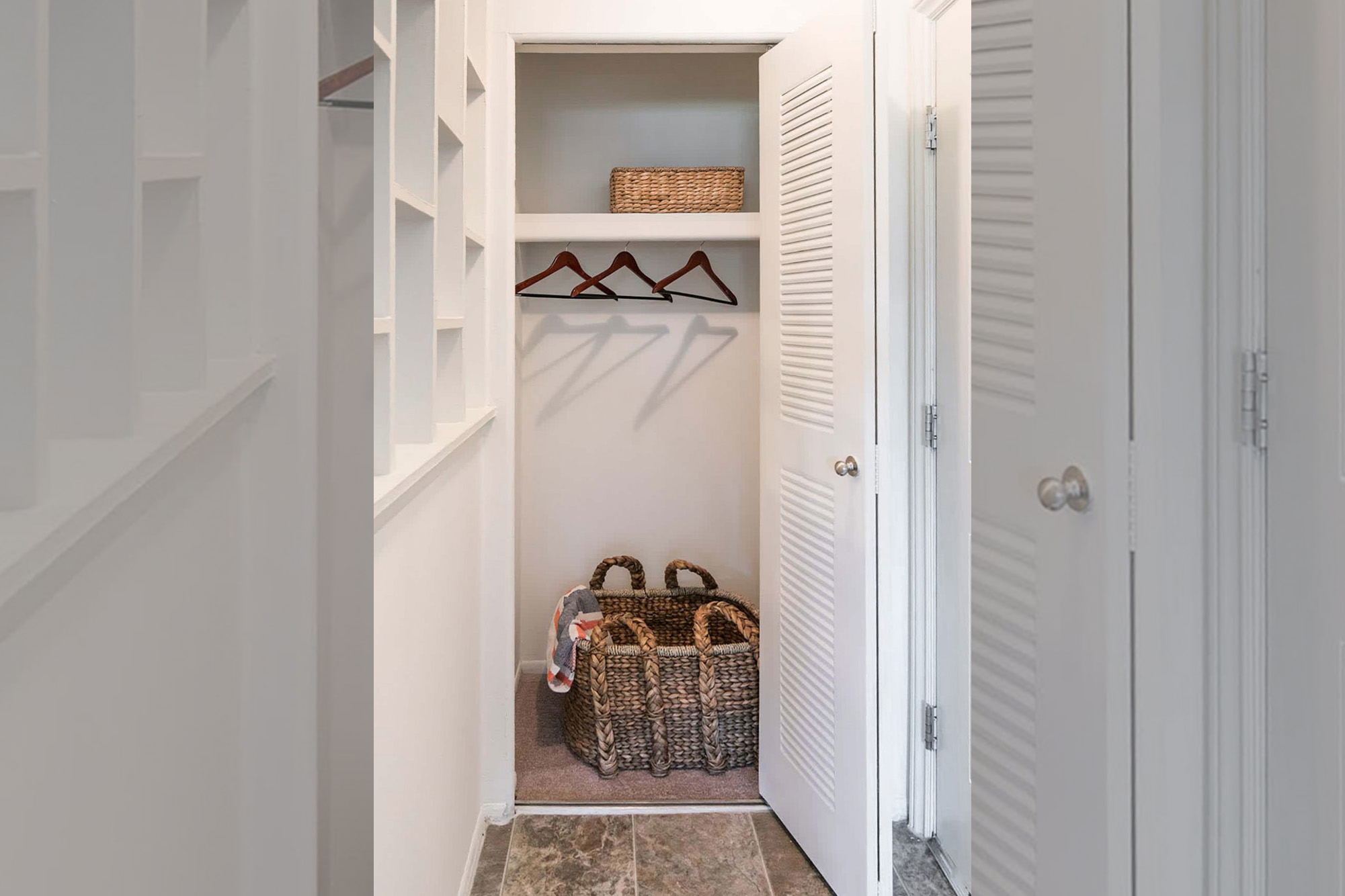 The Carter - 1 Bed 1 Bath - Entry Closet