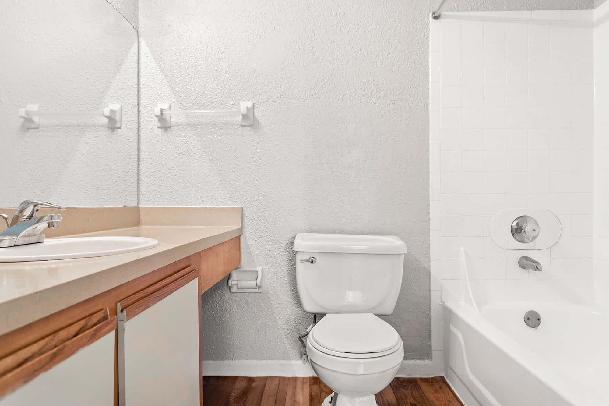 Ambersweet - 2 Bed 2 Bath - Bathroom - Euro Style Cabinets