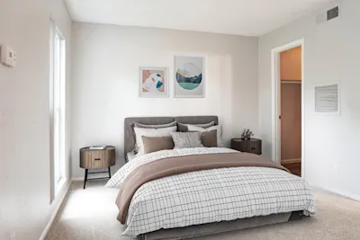 Sully - Studio - Bedroom Area