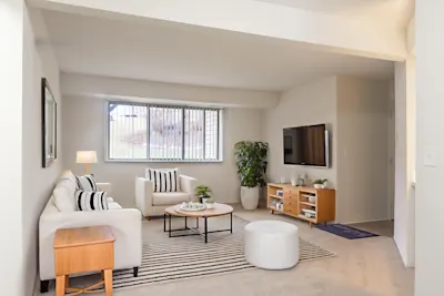 The Aphrodite - 1 Bed 1 Bath - Living Room