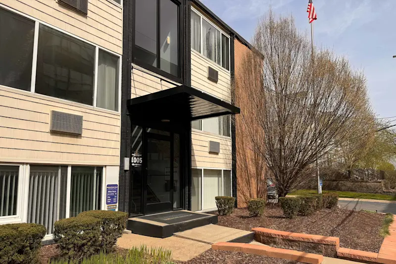 Leasing Office