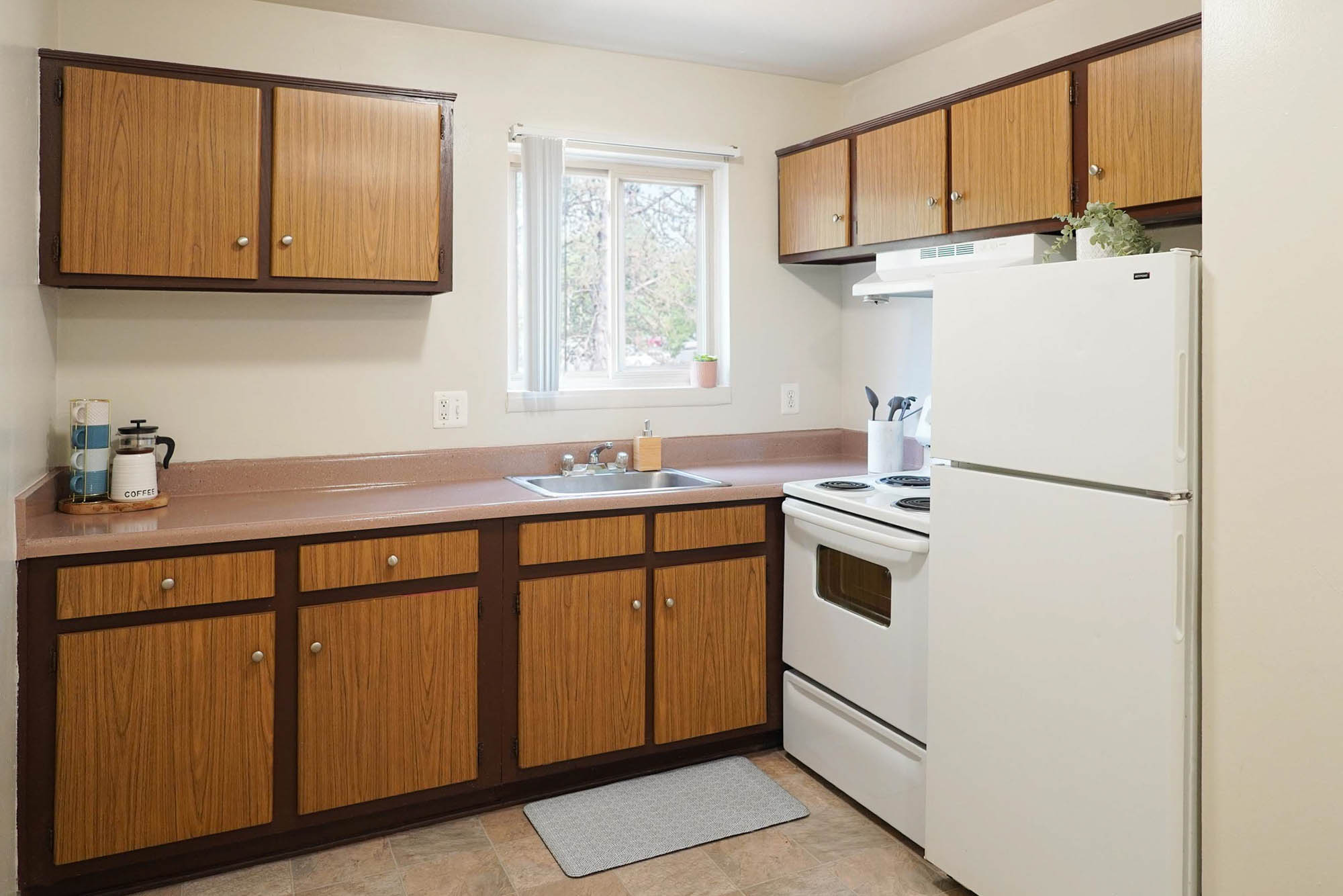 Dartmoor - 1 Bed 1 Bath - Kitchen